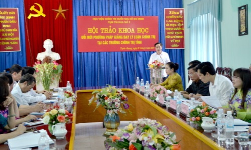 Nâng cao trình độ lý luận chính trị cho đội ngũ giảng viên trong tình hình hiện nay